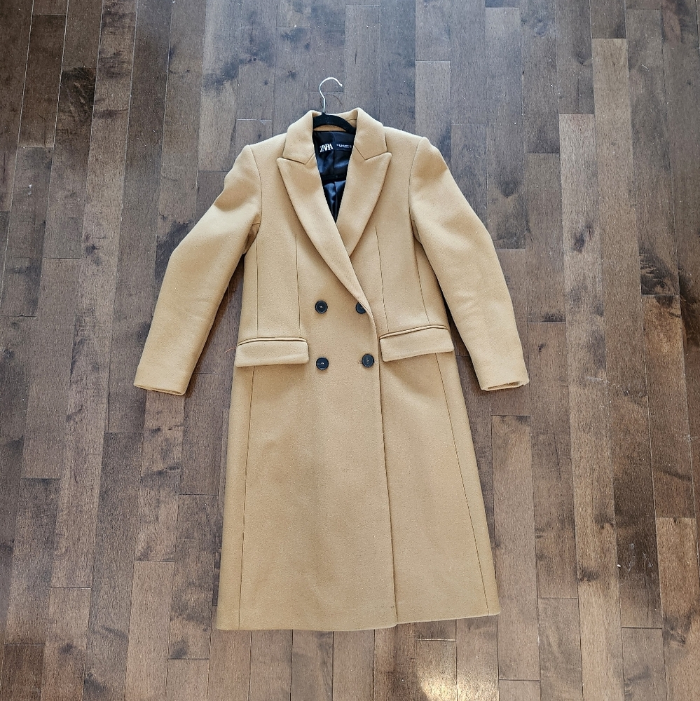 ZARA | Camel Coloured Coat